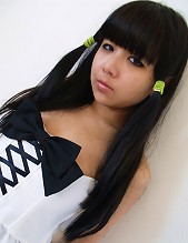 Cute asian cosplay girl juliette loves to show her pussy